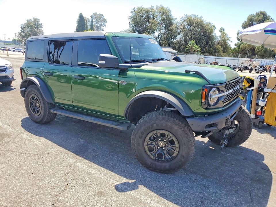 Продажа на аукционе авто 2024 Ford Bronco, vin: 1FMEE2BP8RLB50393, номер лота: 63512016