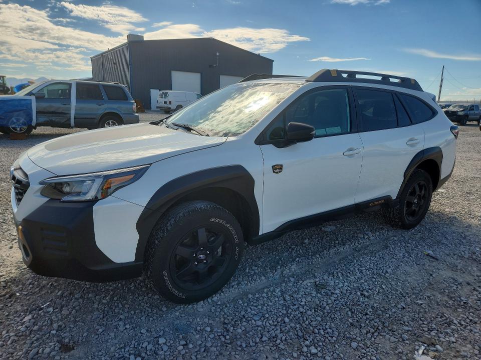 65229796 :رقم المزاد ، 4S4BTGUD5P3185365 vin ، 2023 Subaru Outback مزاد بيع