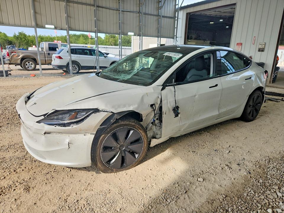 Auction sale of the 2025 Tesla Model 3, vin: 5YJ3E1EA6SF980196, lot number: 66613926