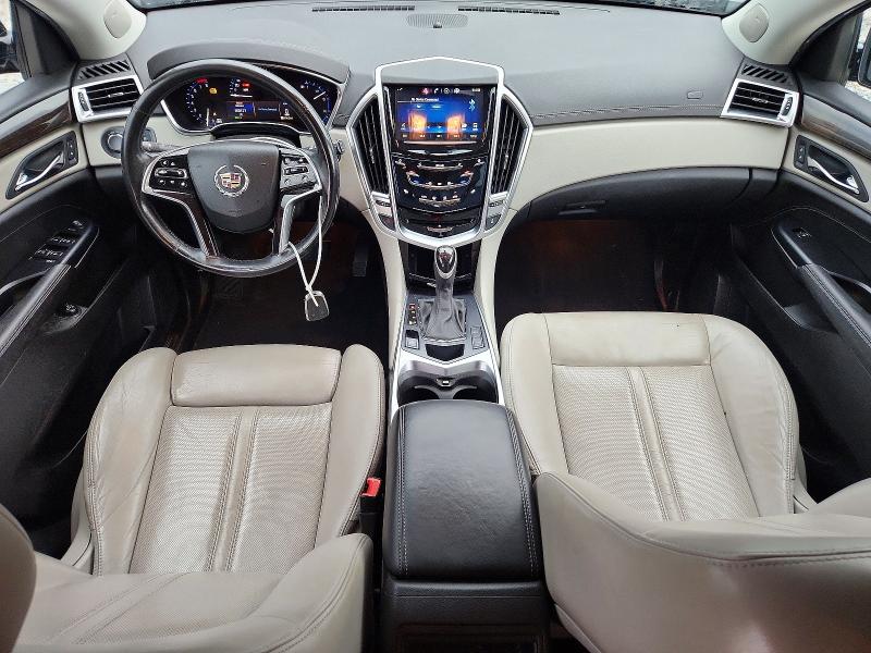 64552756 :رقم المزاد ، 3GYFNBE39FS575462 vin ، 2015 Cadillac Srx مزاد بيع