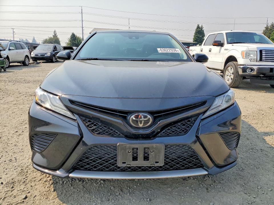 2019 Toyota Camry მანქანა იყიდება აუქციონზე, vin: 4T1B61HK2KU293796, აუქციონის ნომერი: 63622936