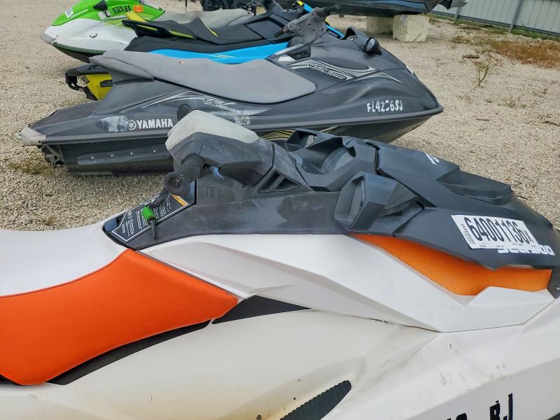 Aukcja sprzedaży 2017 Sea-doo Jet Ski, vin: YDV35540K617, numer aukcji: 64001136