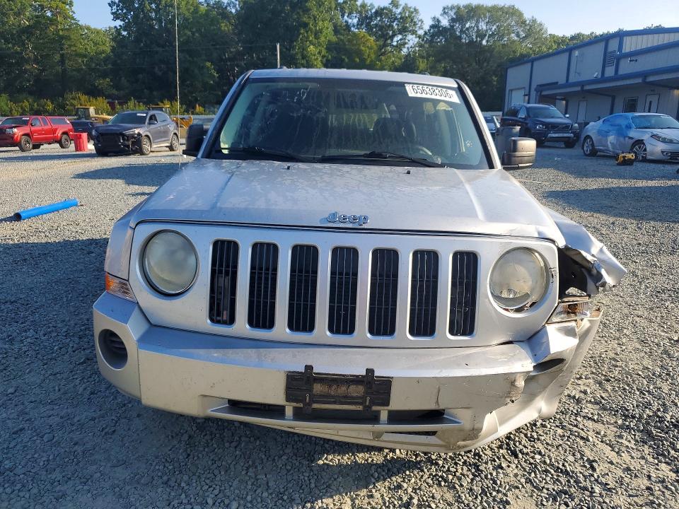 2008 Jeep Patriot მანქანა იყიდება აუქციონზე, vin: 1J8FF28W08D514585, აუქციონის ნომერი: 65638306