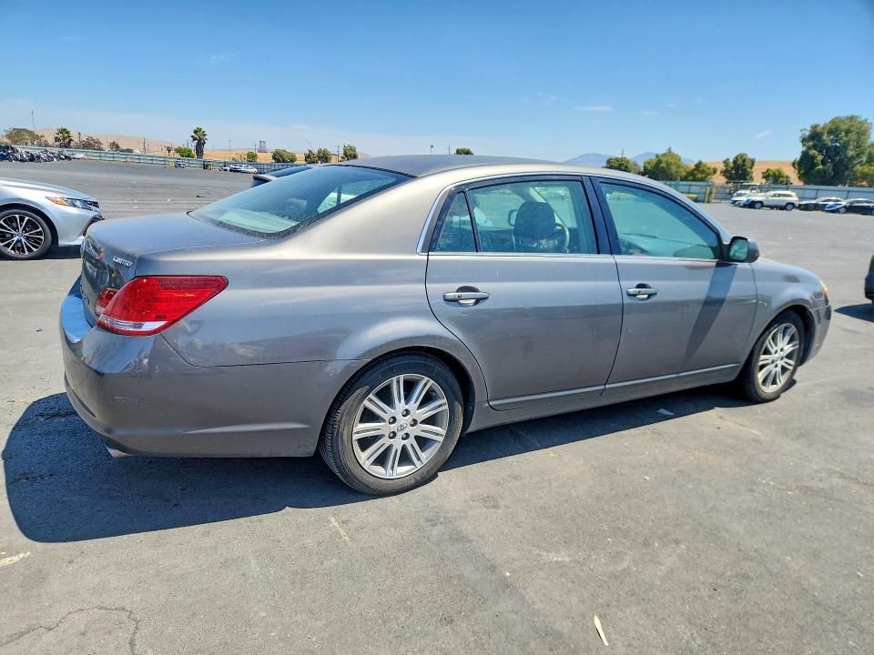 2005 Toyota Avalon მანქანა იყიდება აუქციონზე, vin: 4T1BK36B45U055091, აუქციონის ნომერი: 64506806