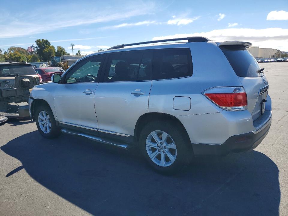64158226 :رقم المزاد ، 5TDZA3EH3CS025562 vin ، 2012 Toyota Highlander مزاد بيع