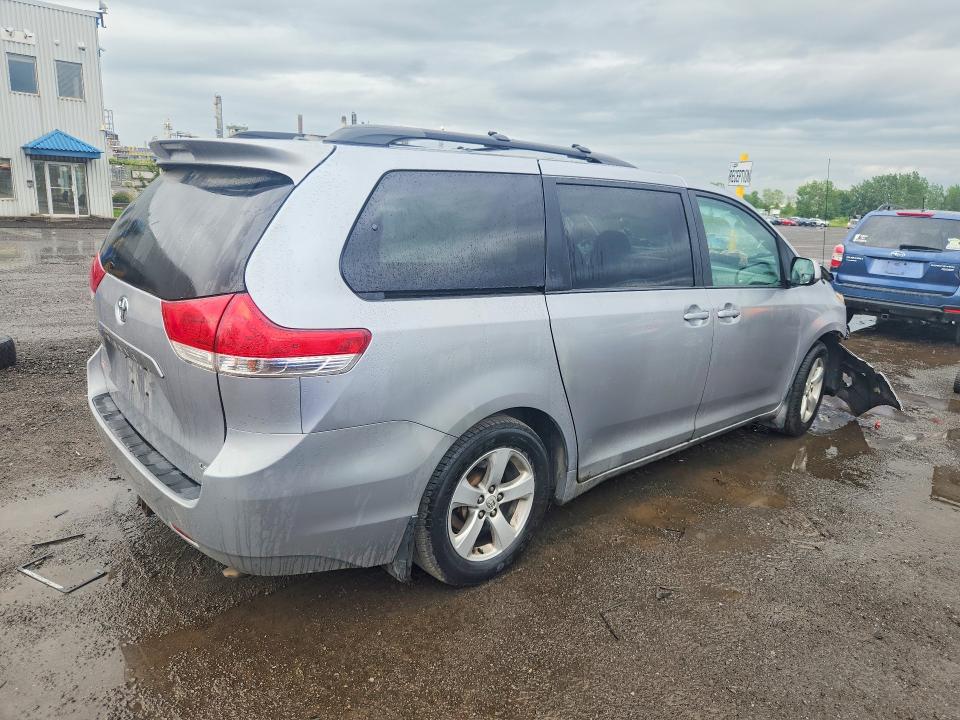 Продаж на аукціоні авто 2013 Toyota Sienna, vin: 5TDKK3DC4DS370900, номер лоту: 63545416