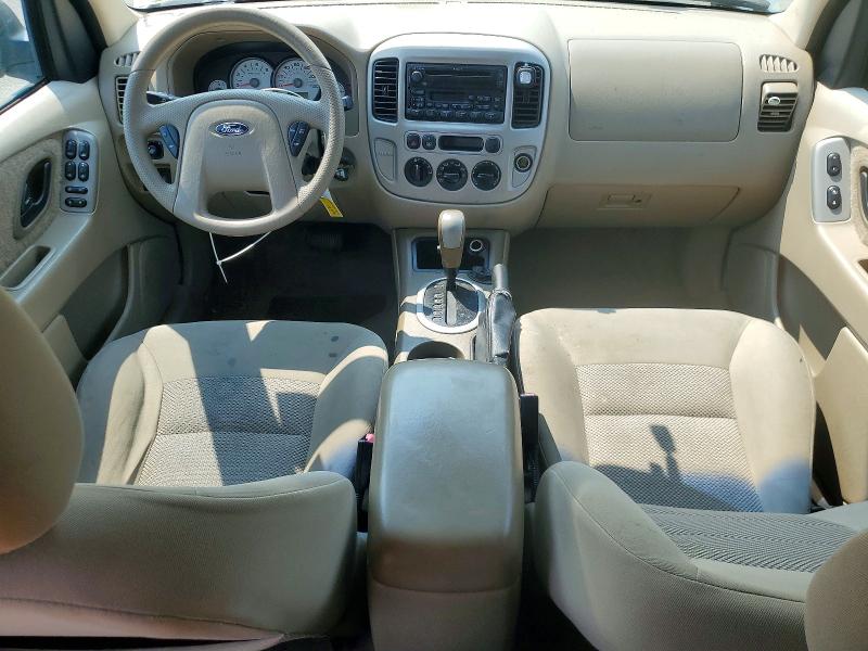 64824186 :رقم المزاد ، 1FMYU93125KD74746 vin ، 2005 Ford Escape مزاد بيع