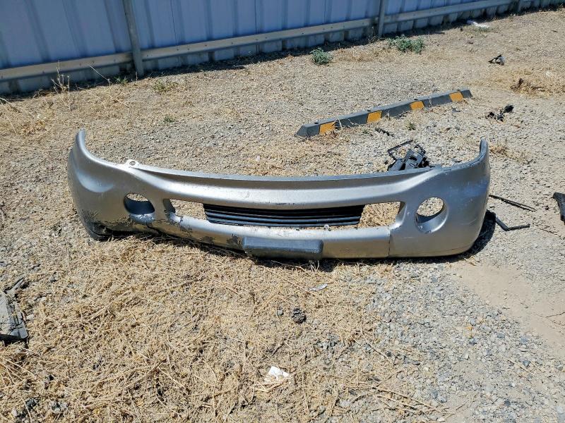 Auction sale of the 2002 Gmc Denali, vin: 1GKFK66U92J251683, lot number: 64259056