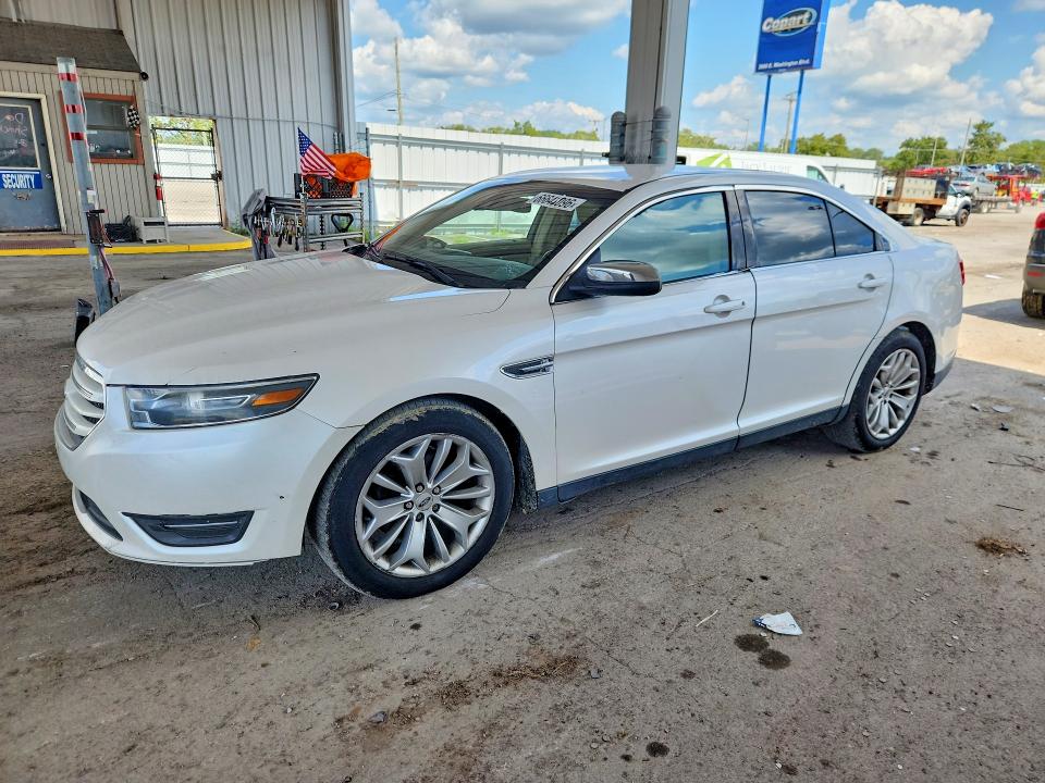 66643096 :رقم المزاد ، 1FAHP2F81FG121035 vin ، 2015 Ford Taurus مزاد بيع