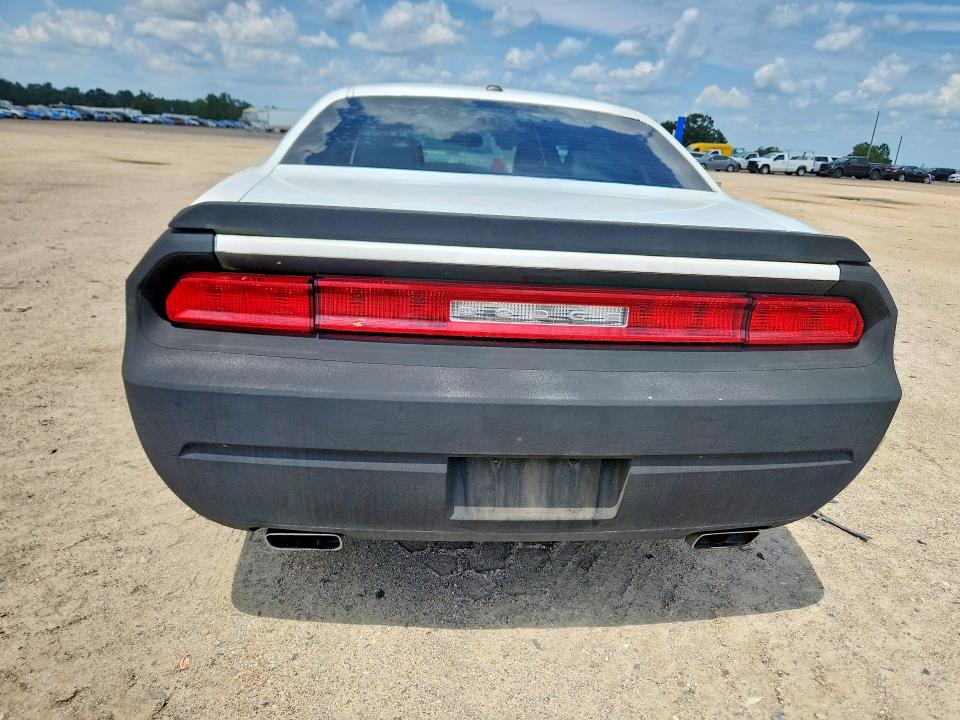 66290886 :رقم المزاد ، 2B3CJ4DG3BH530634 vin ، 2011 Dodge Challenger مزاد بيع