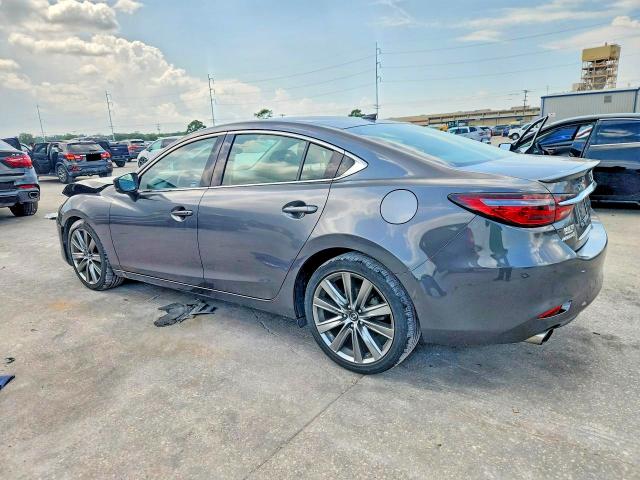 Продаж на аукціоні авто 2018 Mazda 6, vin: JM1GL1WY6J1330309, номер лоту: 63760026