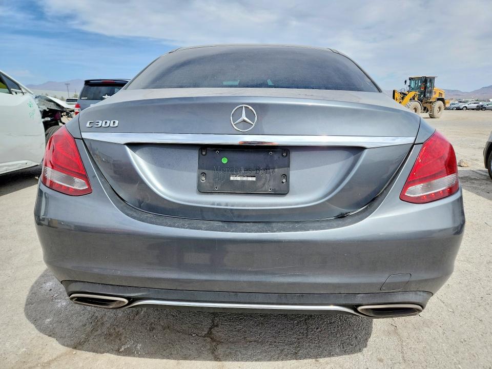 67155846 :رقم المزاد ، 55SWF4JB9JU260110 vin ، 2018 Mercedes-benz C مزاد بيع