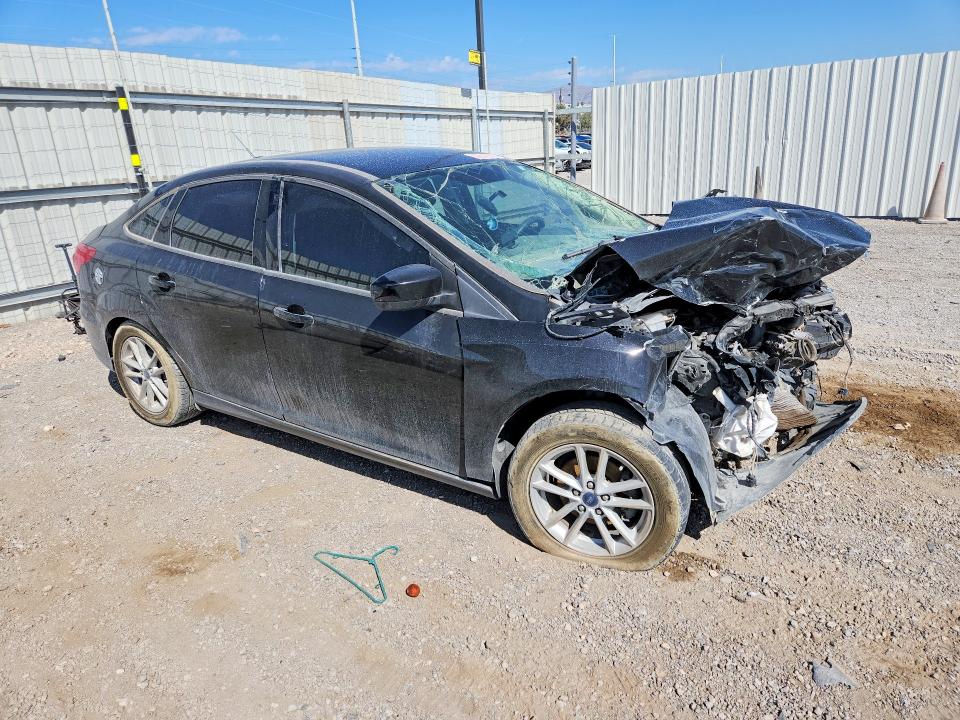 59542776 :رقم المزاد ، 1FADP3F20JL257804 vin ، 2018 Ford Focus مزاد بيع