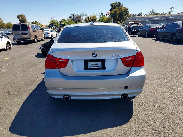 65910776 :رقم المزاد ، WBAPM5G50BNM68704 vin ، 2011 Bmw 335 مزاد بيع