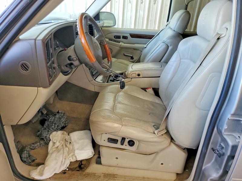 2002 Cadillac Escalade მანქანა იყიდება აუქციონზე, vin: 1GYEK63N12R220492, აუქციონის ნომერი: 64975126