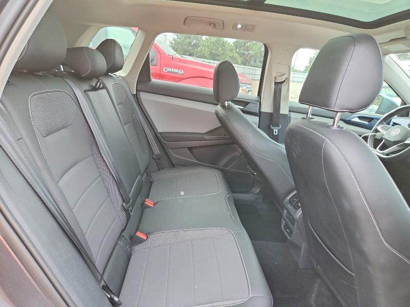 67100836 :رقم المزاد ، 3VVLX7B26NM045899 vin ، 2022 Volkswagen Taos مزاد بيع