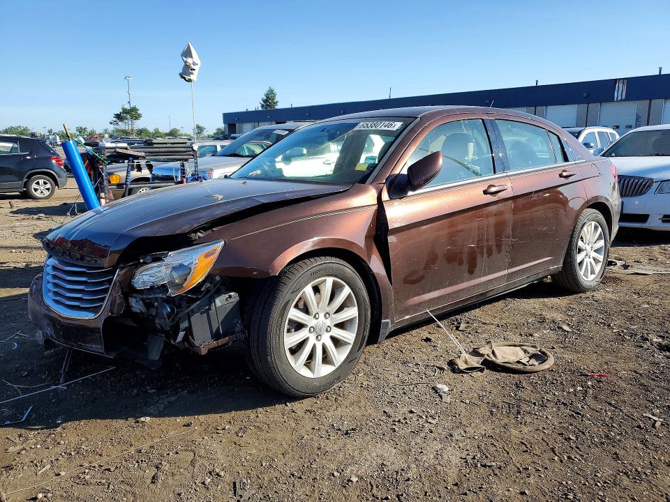 65380146 :رقم المزاد ، 1C3CCBBB0DN539634 vin ، 2013 Chrysler 200 مزاد بيع