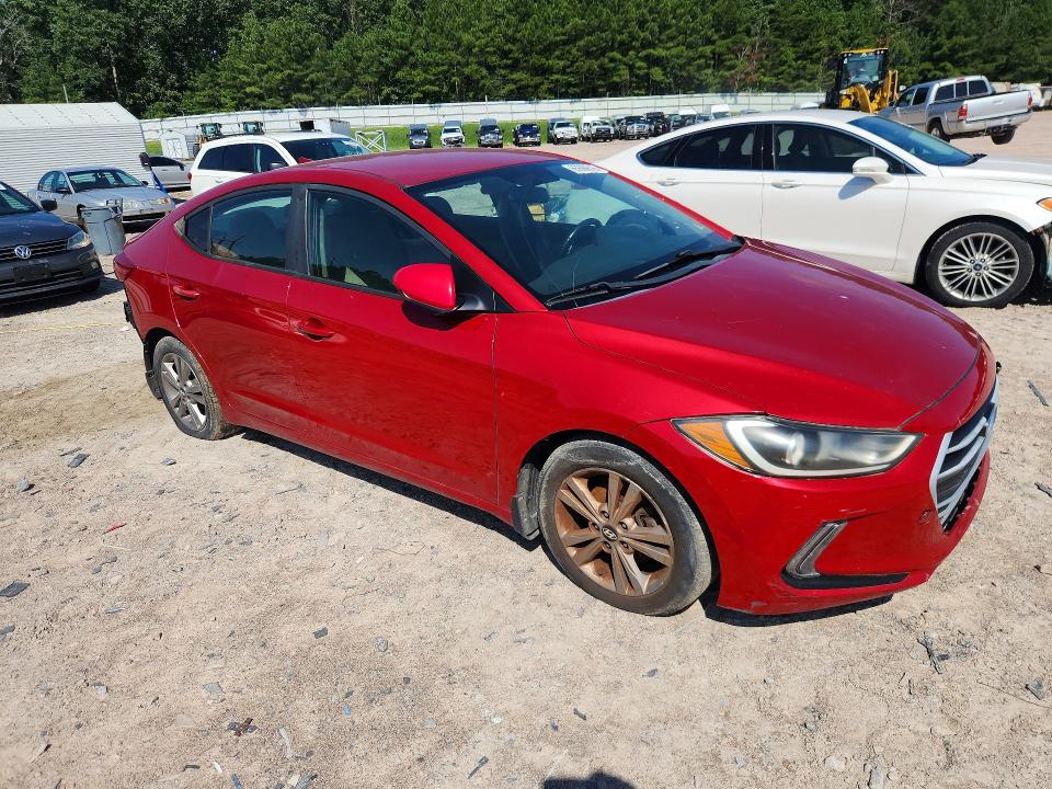 2017 Hyundai Elantra მანქანა იყიდება აუქციონზე, vin: KMHD84LF6HU177802, აუქციონის ნომერი: 65698616