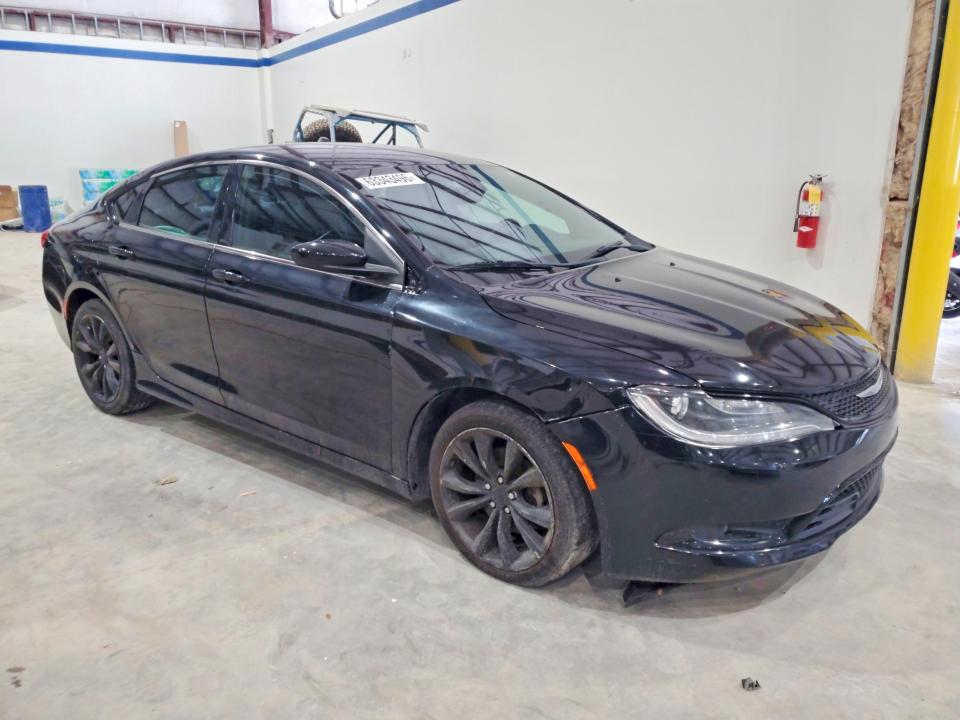 63343496 :رقم المزاد ، 1C3CCCBB2FN511682 vin ، 2015 Chrysler 200 مزاد بيع