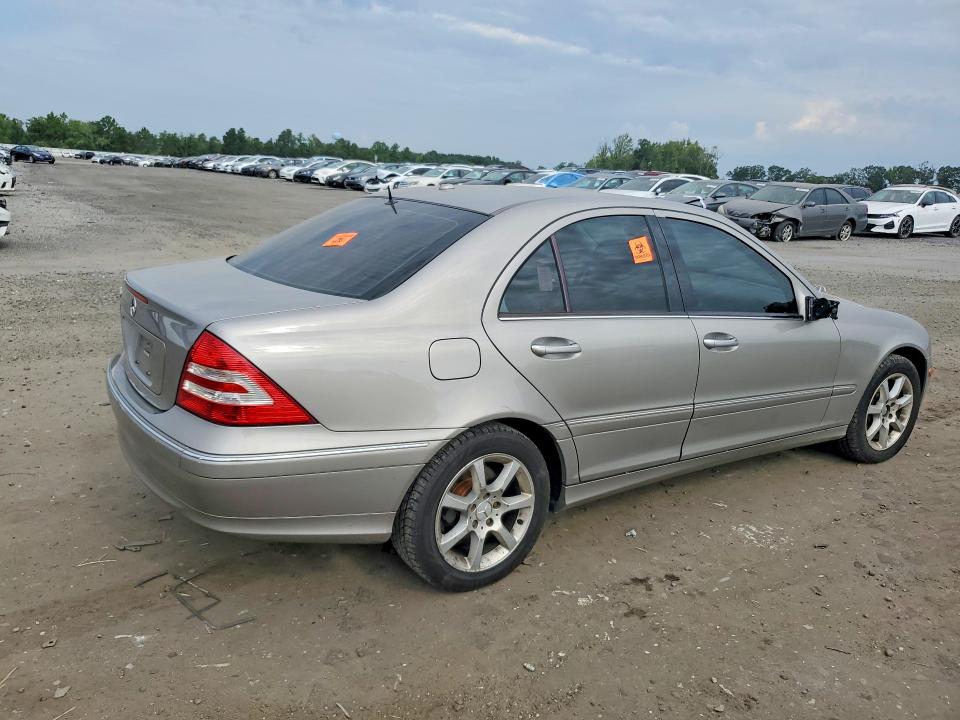 2007 Mercedes-benz C მანქანა იყიდება აუქციონზე, vin: WDBRF56H17F857756, აუქციონის ნომერი: 64385496