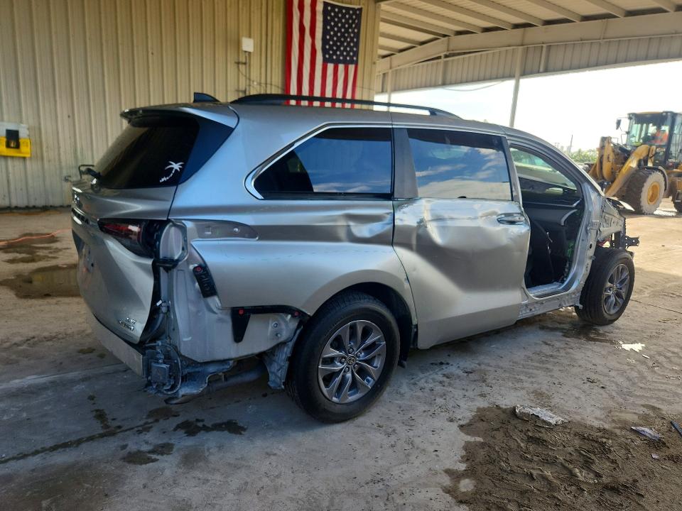 Продажа на аукционе авто 2024 Toyota Sienna, vin: 5TDKRKEC3RS186740, номер лота: 63693446