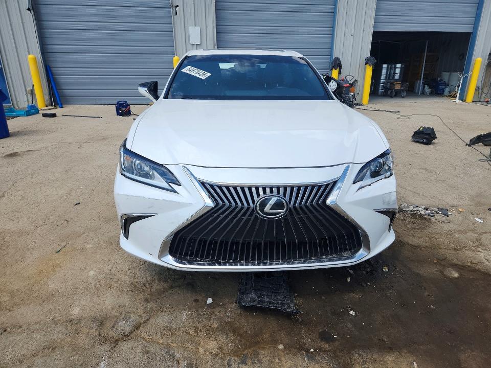 2021 Lexus Es 350 მანქანა იყიდება აუქციონზე, vin: 58ACZ1B12MU102689, აუქციონის ნომერი: 64678436