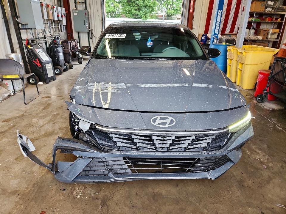 Продаж на аукціоні авто 2026 Hyundai Elantra, vin: KMHLM4DG9TU155512, номер лоту: 64634426