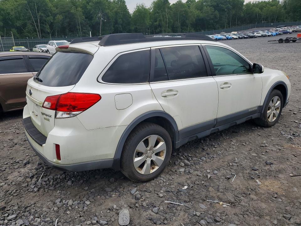 2011 Subaru Outback მანქანა იყიდება აუქციონზე, vin: 4S4BRBCC9B3345038, აუქციონის ნომერი: 64609786