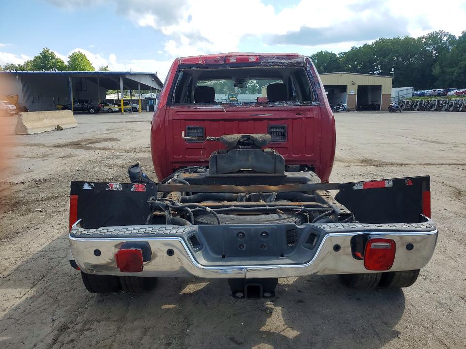 65448696 :رقم المزاد ، 3C6UR5DL1FG685971 vin ، 2015 Ram 2500 مزاد بيع