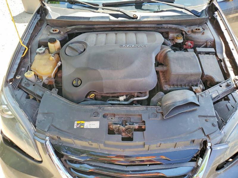 66029556 :رقم المزاد ، 1C3CCBBG9EN187019 vin ، 2014 Chrysler 200 مزاد بيع