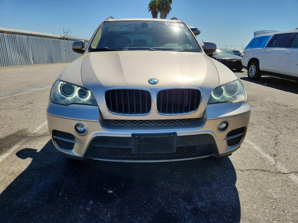 65872846 :رقم المزاد ، 5UXZV4C59D0G50721 vin ، 2013 Bmw X5 مزاد بيع