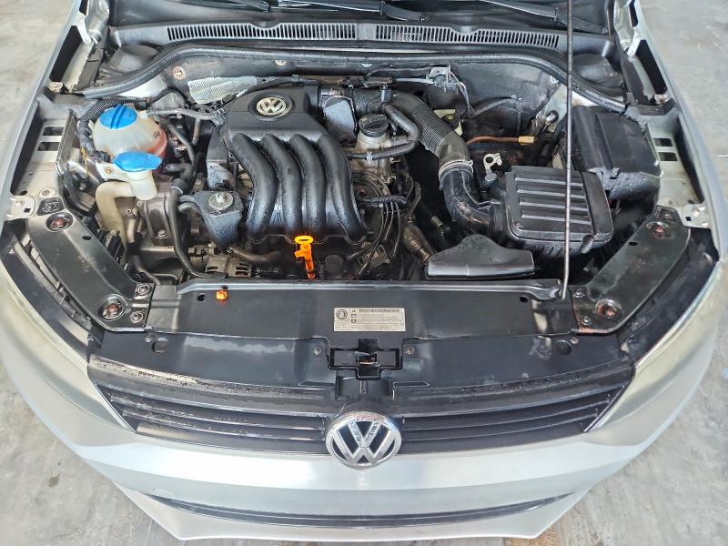 2011 Volkswagen Jetta მანქანა იყიდება აუქციონზე, vin: 3VW1K7AJ6BM392350, აუქციონის ნომერი: 64145536