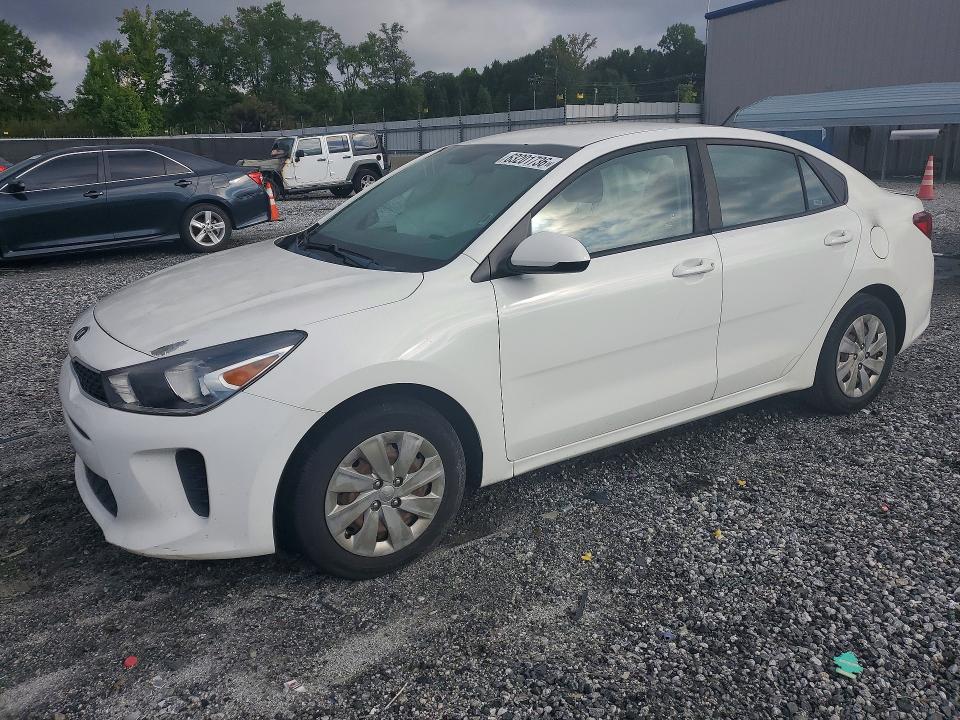 63201736 :رقم المزاد ، 3KPA24AB1JE050047 vin ، 2018 Kia Rio مزاد بيع
