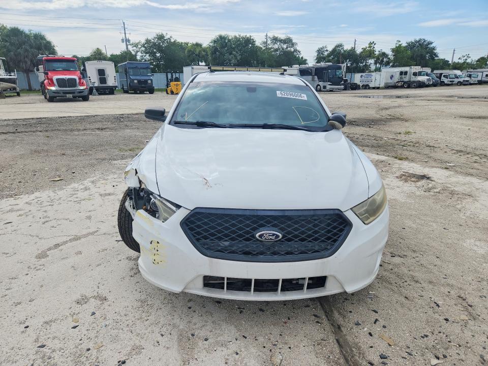 62096006 :رقم المزاد ، 1FAHP2M85DG144950 vin ، 2013 Ford Taurus مزاد بيع