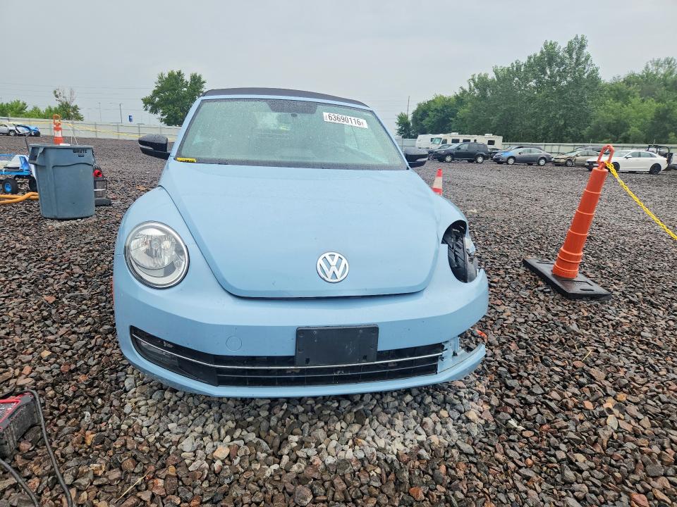 2013 Volkswagen Beetle მანქანა იყიდება აუქციონზე, vin: 3VW7A7AT3DM800868, აუქციონის ნომერი: 63690116