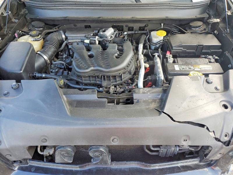 63684106 :رقم المزاد ، 1C4PJMCS6FW753196 vin ، 2015 Jeep Cherokee مزاد بيع