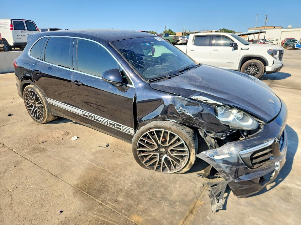 67182196 :رقم المزاد ، WP1AA2A22GLA02336 vin ، 2016 Porsche Cayenne مزاد بيع