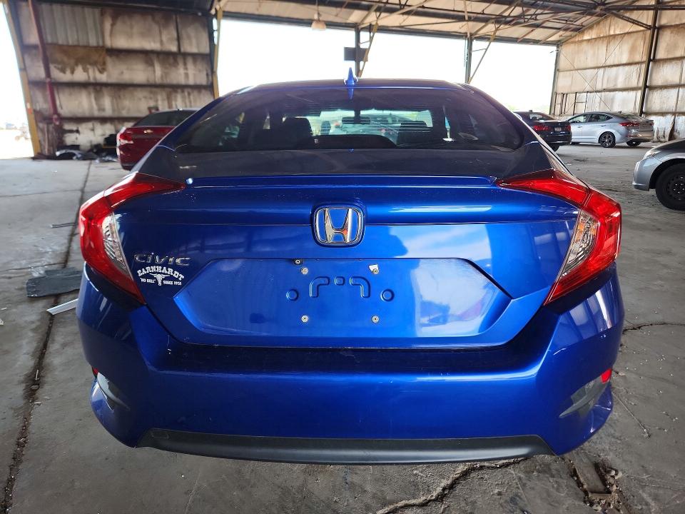 65203016 :رقم المزاد ، JHMFC1F38JX035353 vin ، 2018 Honda Civic مزاد بيع