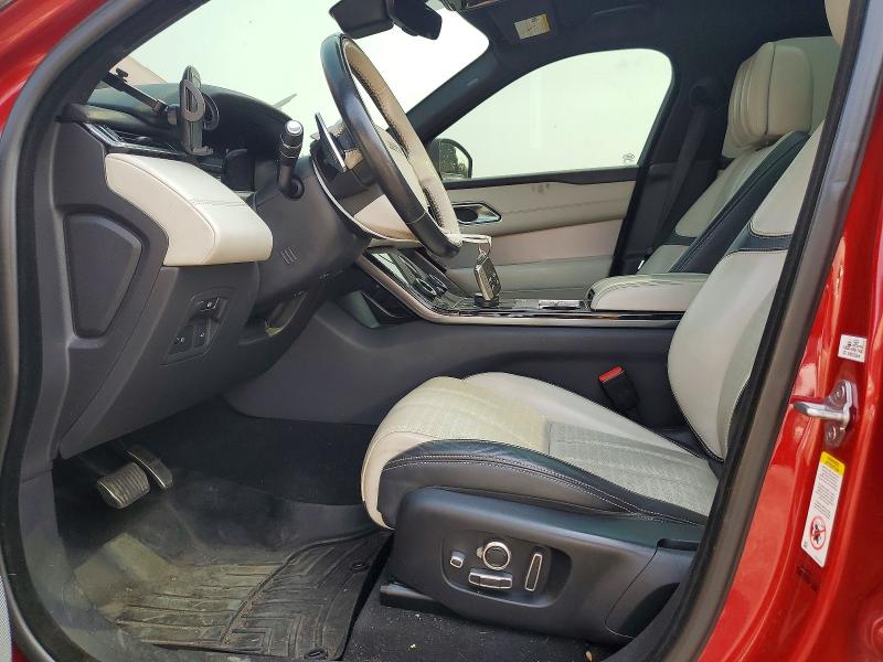 2018 Land Rover Range Rover Velar მანქანა იყიდება აუქციონზე, vin: SALYM2RV9JA738854, აუქციონის ნომერი: 65134336