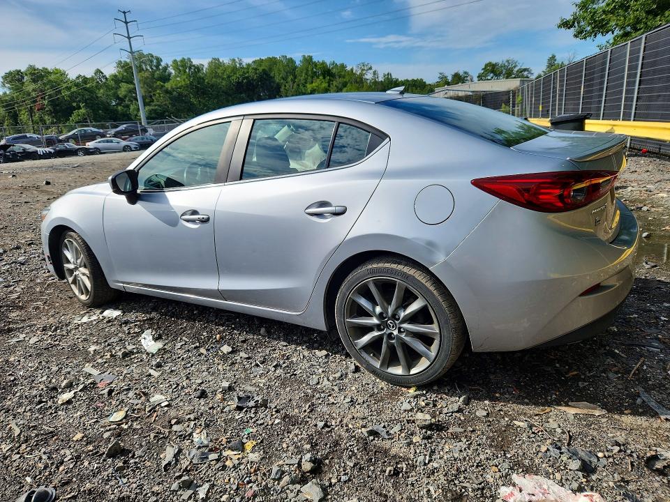 Aukcja sprzedaży 2018 Mazda 3, vin: 3MZBN1V35JM161233, numer aukcji: 63433696