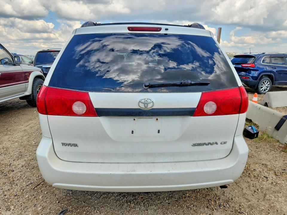 Aukcja sprzedaży 2010 Toyota Sienna, vin: 5TDZK4CC3AS338201, numer aukcji: 65009366