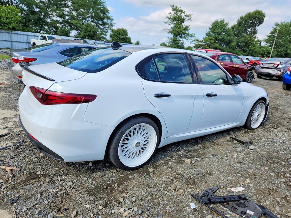 Продаж на аукціоні авто 2022 Alfa Romeo Giulia, vin: ZARFANBN1N7655057, номер лоту: 65497206