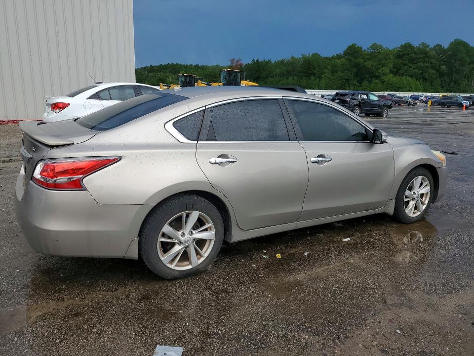 Продажа на аукционе авто 2015 Nissan Altima, vin: 1N4AL3AP1FC164587, номер лота: 64118636