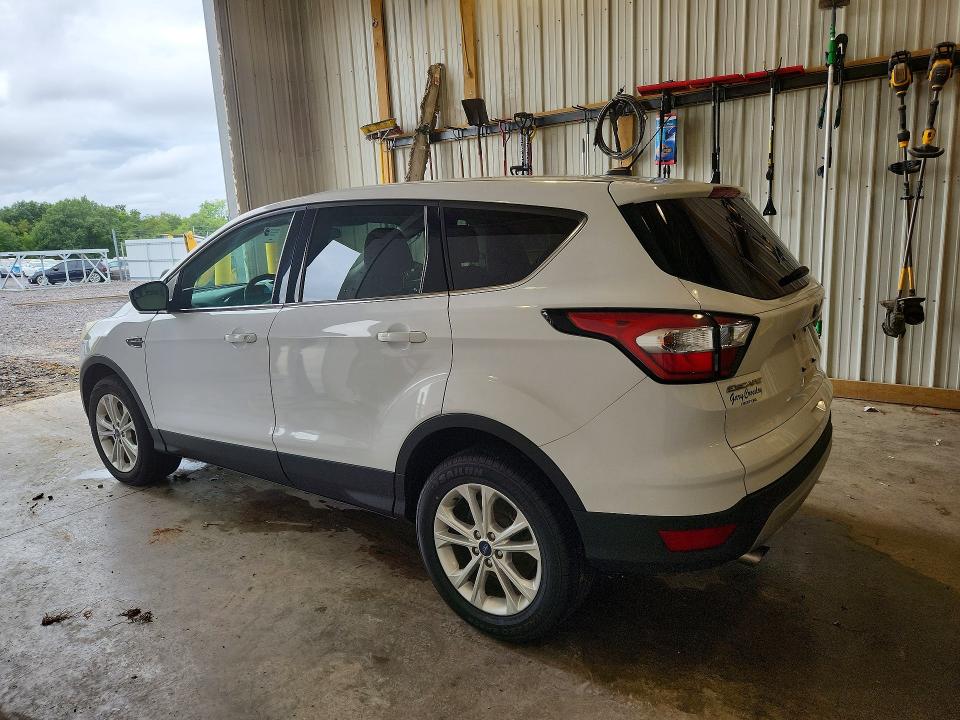 2017 Ford Escape მანქანა იყიდება აუქციონზე, vin: 1FMCU0GDXHUC25147, აუქციონის ნომერი: 63533006