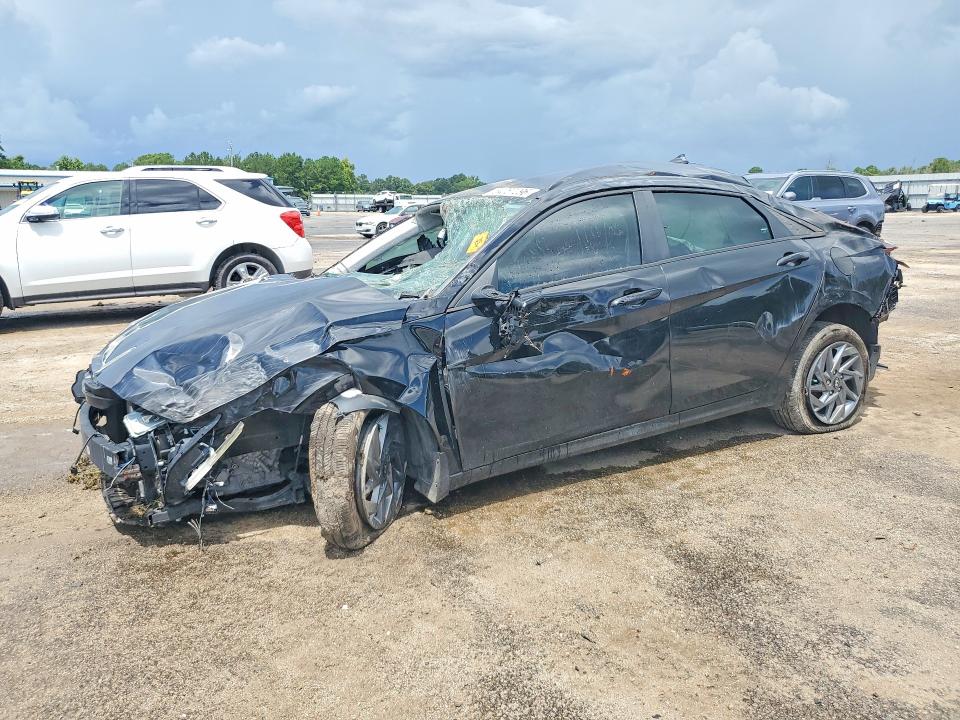 2024 Hyundai Elantra მანქანა იყიდება აუქციონზე, vin: KMHLM4DG7RU802417, აუქციონის ნომერი: 64067296