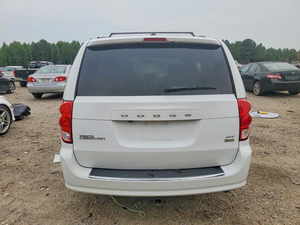 64493626 :رقم المزاد ، 2C4RDGEG4JR147553 vin ، 2018 Dodge Grand Caravan مزاد بيع
