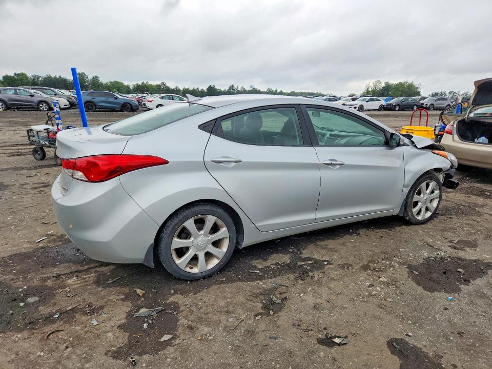 63572296 :رقم المزاد ، 5NPDH4AE2DH191053 vin ، 2013 Hyundai Elantra مزاد بيع