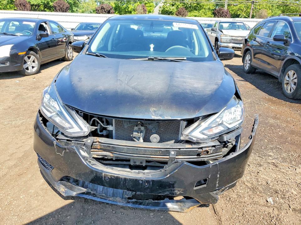 2016 Nissan Sentra მანქანა იყიდება აუქციონზე, vin: 3N1AB7AP8GY260040, აუქციონის ნომერი: 64115196