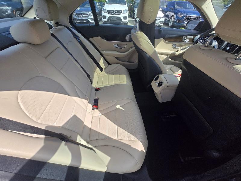 66094026 :رقم المزاد ، WDDWF8EB2LR526086 vin ، 2020 Mercedes-benz C مزاد بيع
