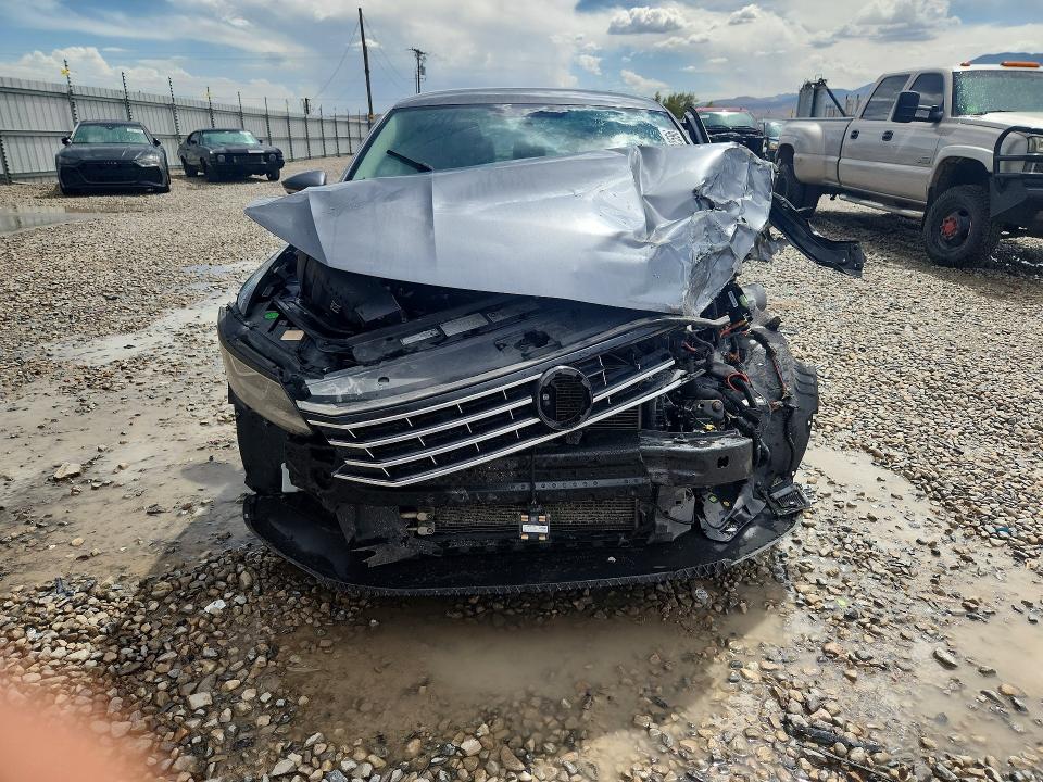 Продажа на аукционе авто 2017 Volkswagen Passat, vin: 1VWAT7A3XHC003539, номер лота: 66902596